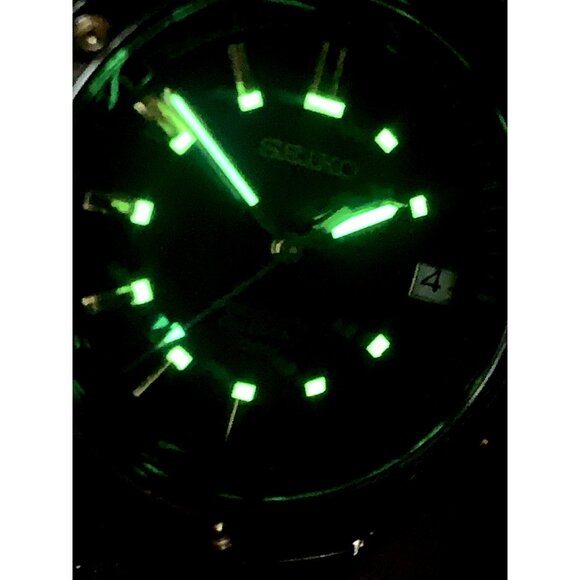 Seiko Men's Watch SNQ010 Quartz Blue Dial Perpetual Calendar Two Tone Steel 39mm - Picture 8 of 15